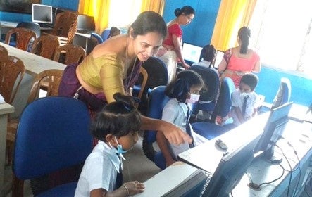 学校での放課後授業の様子