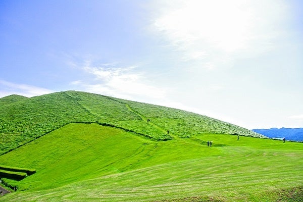 五島列島・福江島のシンボル「鬼岳」はピクニックにぴったり。