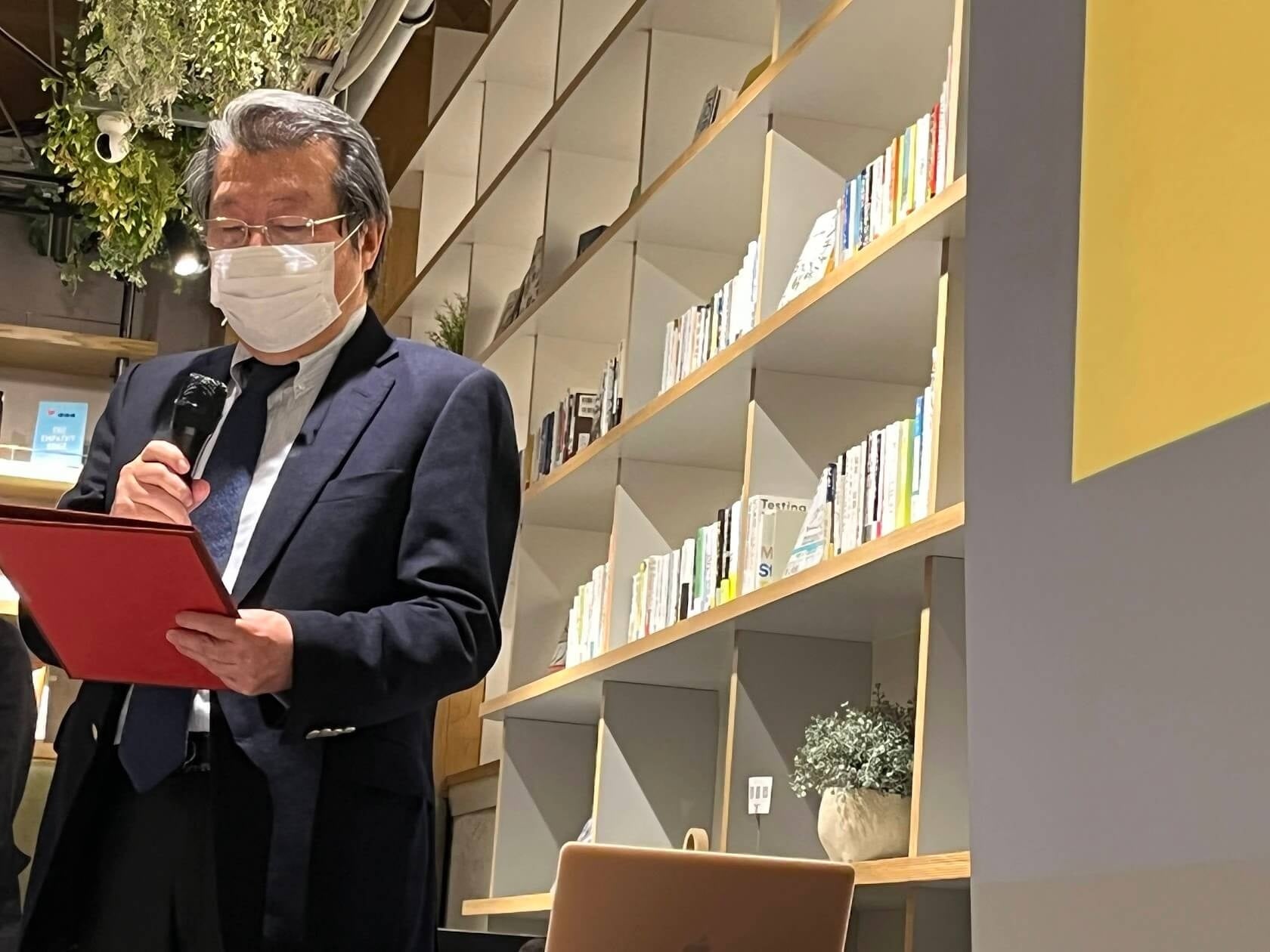 共催の九州大学学長、石橋 達朗様よりご挨拶をいただきました。