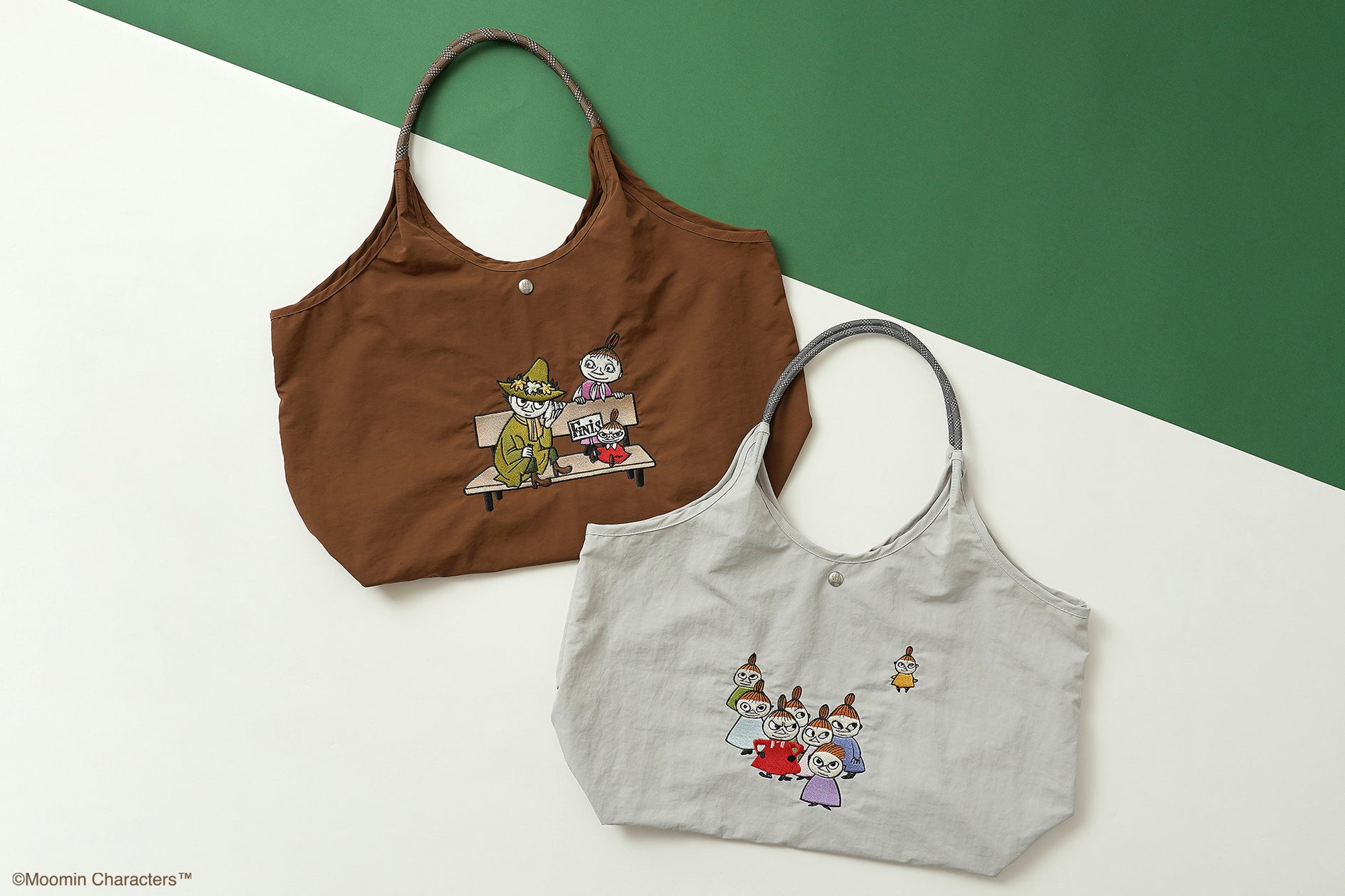 【ムーミン】新登場!「リトルミイ」と「スナフキン」、ミムラ姉さんやきょうだいたちとの温かなつながりを繊細な刺繍で表現。大容量なのに驚きの軽さ!可愛さと機能性を兼ね備えた、毎日に寄り添うトートバッグ
