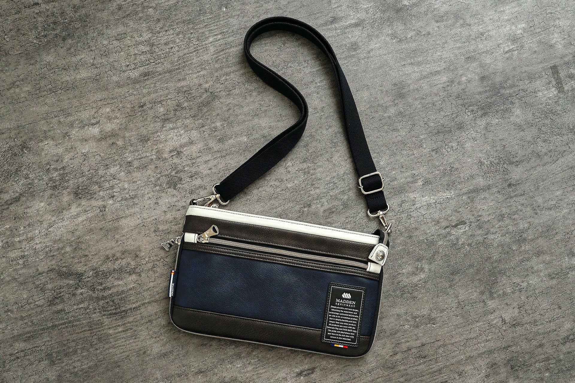 お見逃しなく！ ショルダーバッグ ファッション 高級感 素敵 M13 待望の新色が登場秋冬の相棒は多機能な2wayショルダーバッグで決まり