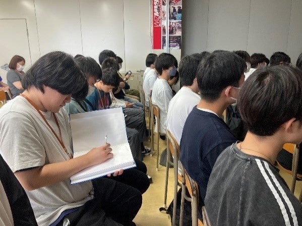 WiZ国際情報工科自動車大学校 A&D国際アート&デザイン大学校 合同イベント