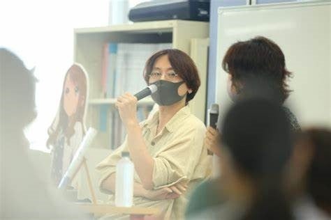新潟デザイン専門学校卒業の長井龍雪監督NCAD来校時