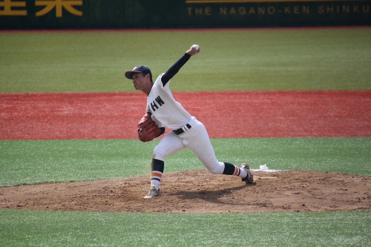 第4回全日本大学軟式野球選抜大会で優秀選手として受賞した佐藤稜馬選手