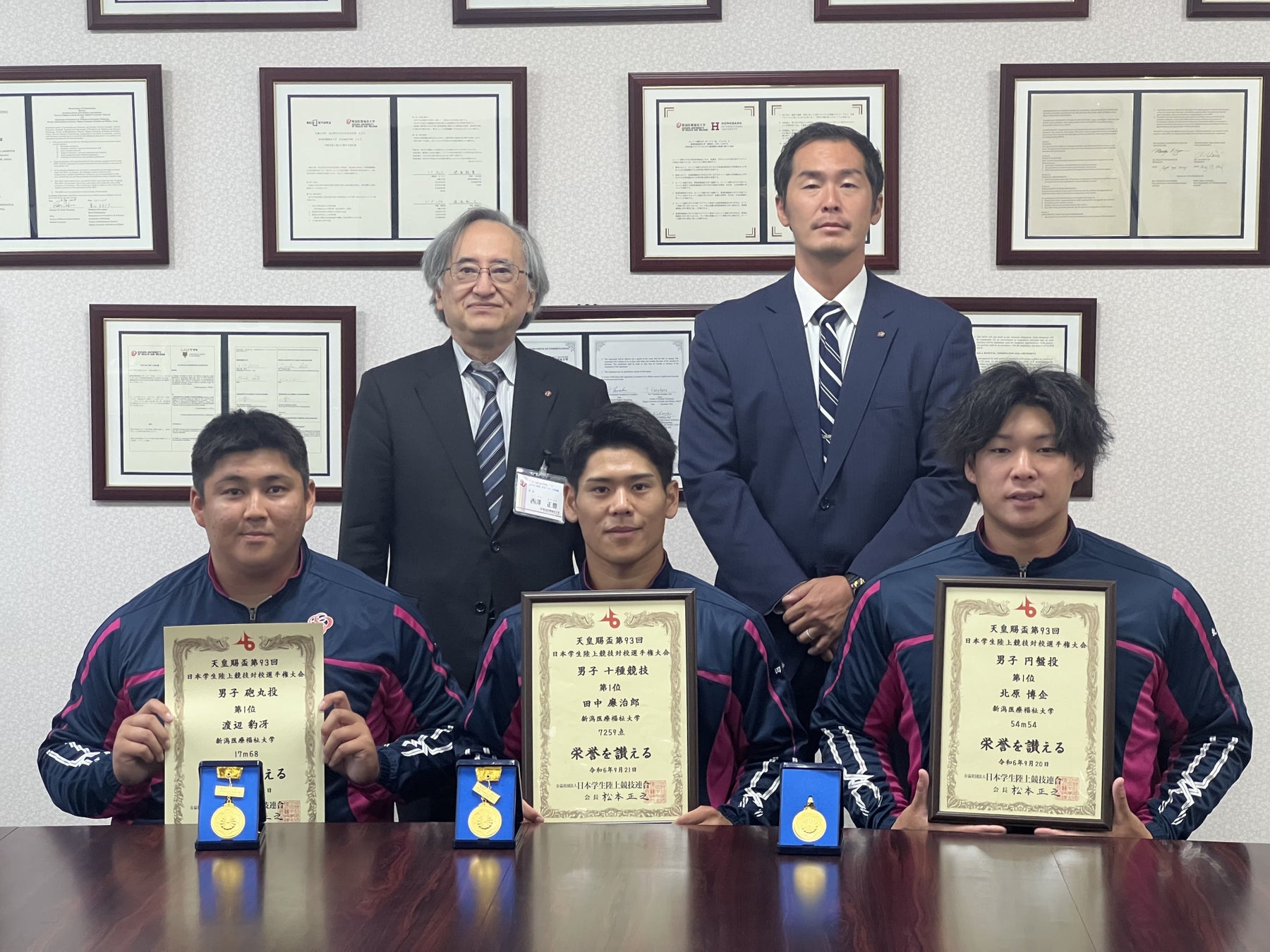 第93回日本学生陸上競技対校選手権大会に出場北原博企さん投、渡辺豹冴さん、田中廉治郎さん
