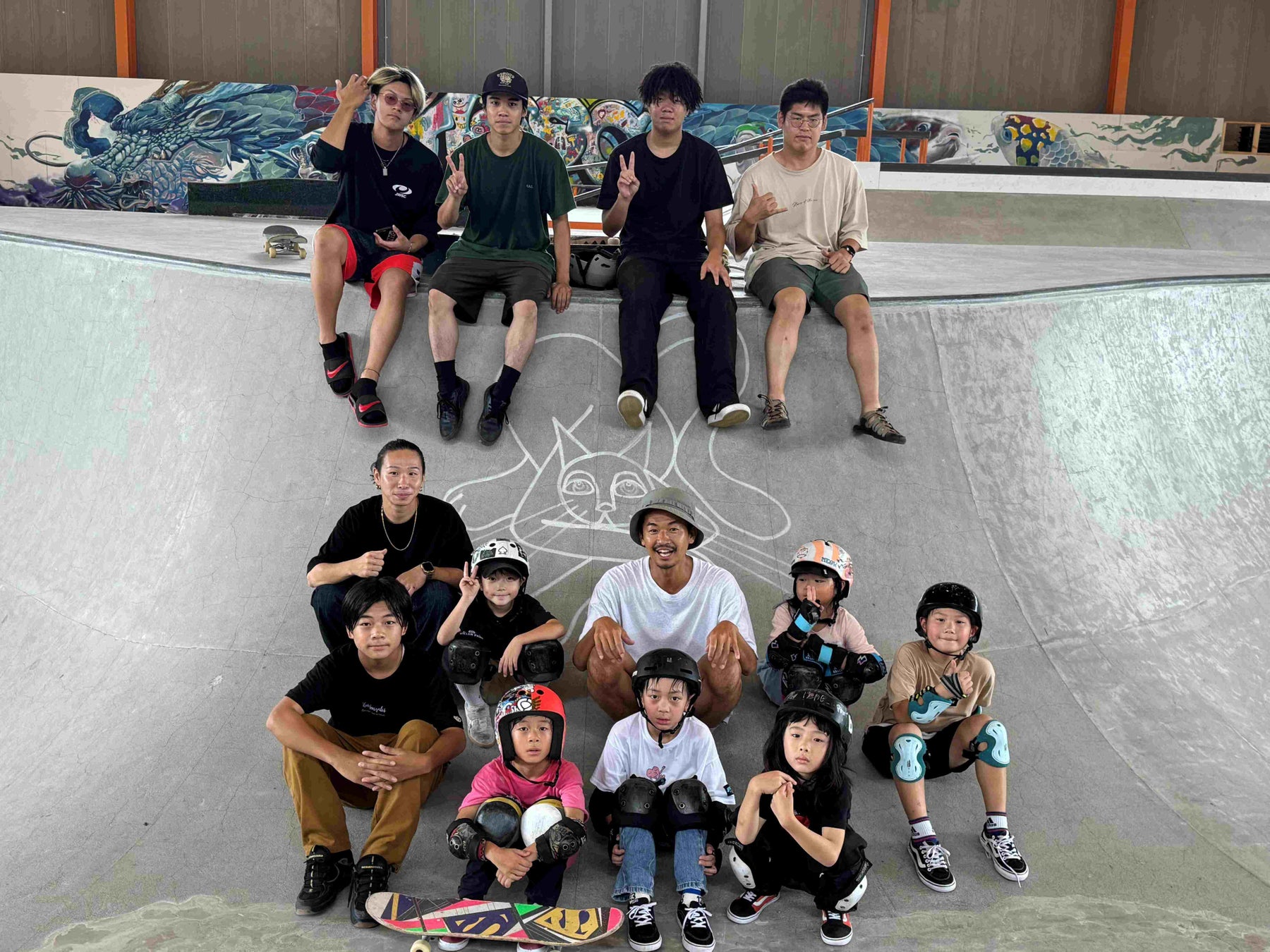 JWSC国際スノーボード&スケートボード専門学校の学生が企画した妙高スケートボードツアーの様子