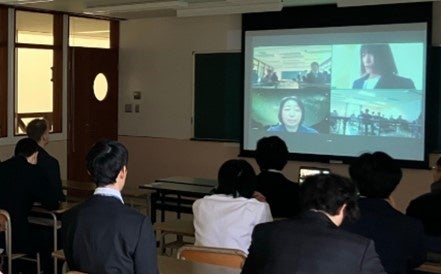 長岡技術科学大学 山本麻希准教授による特別講演の様子