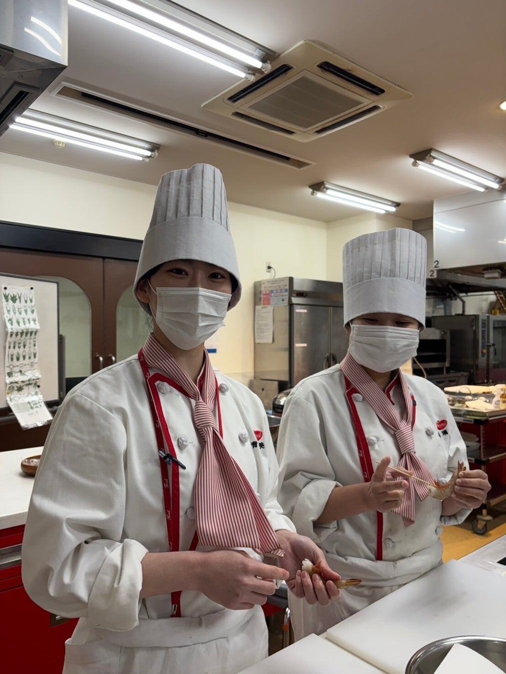 国際調理製菓専門学校の学生