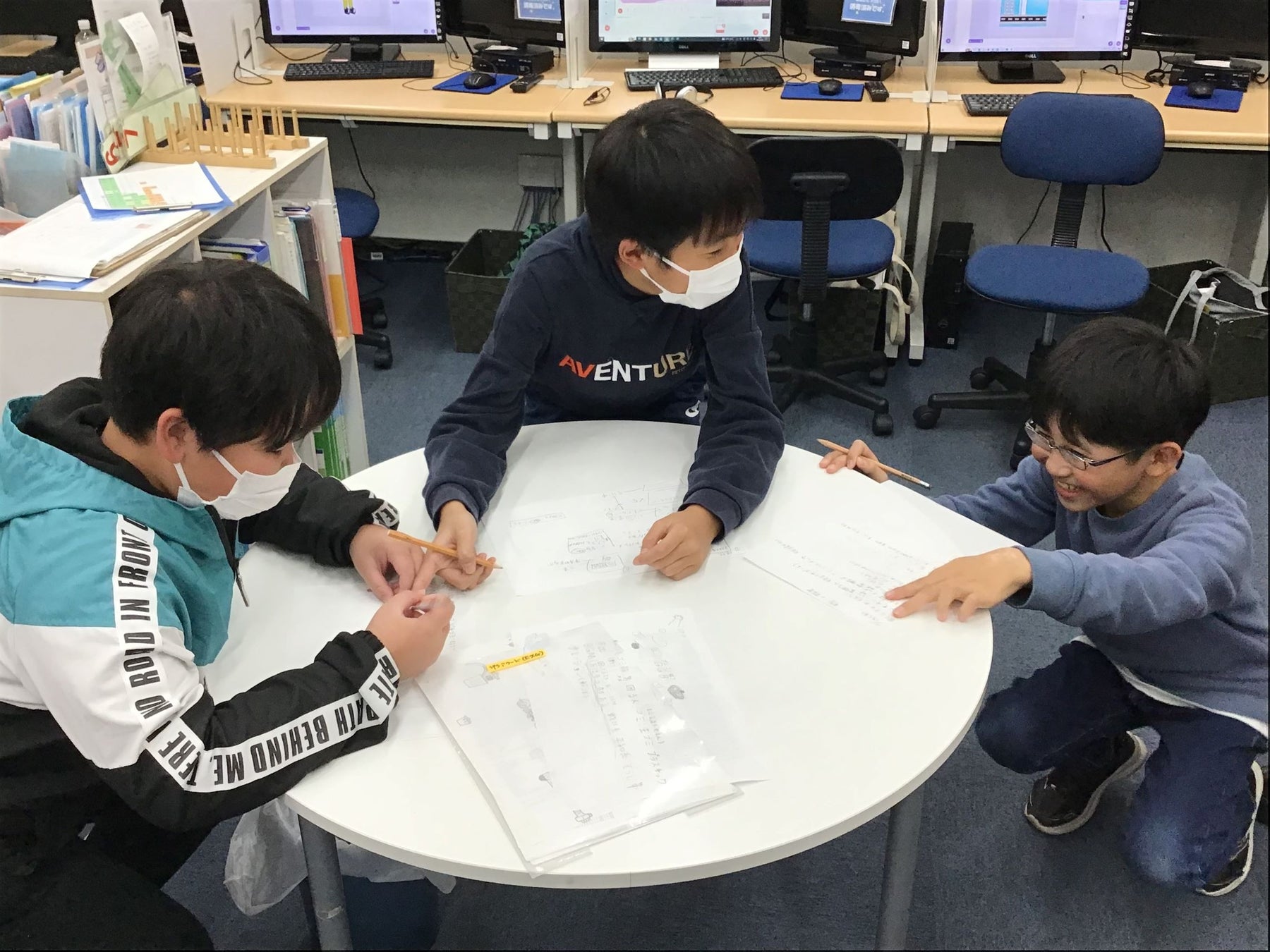 STARプログラミングスクールでの学びの様子
