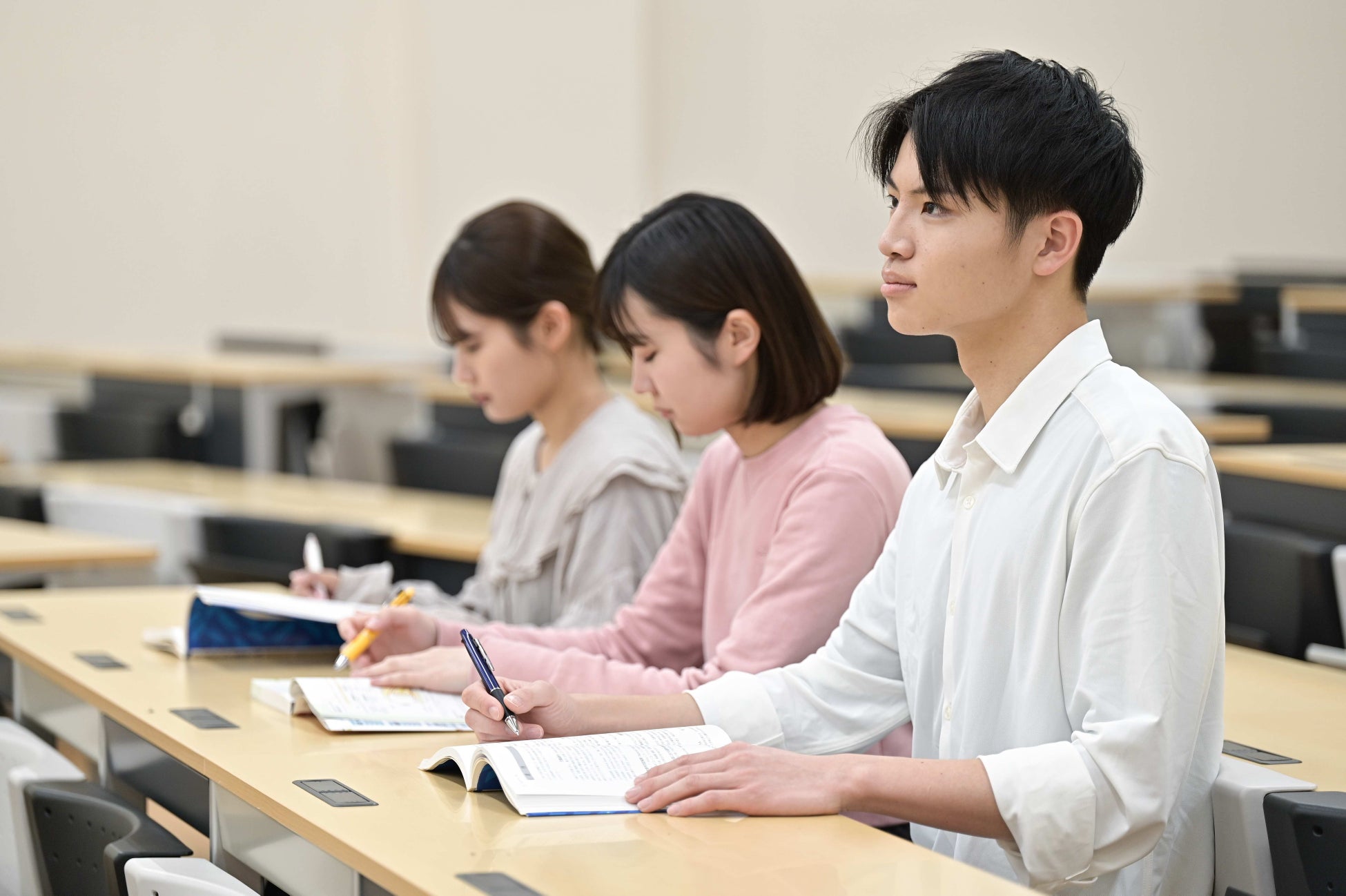 国家試験対策特のための特別授業に出席する新潟医療福祉大学の学生