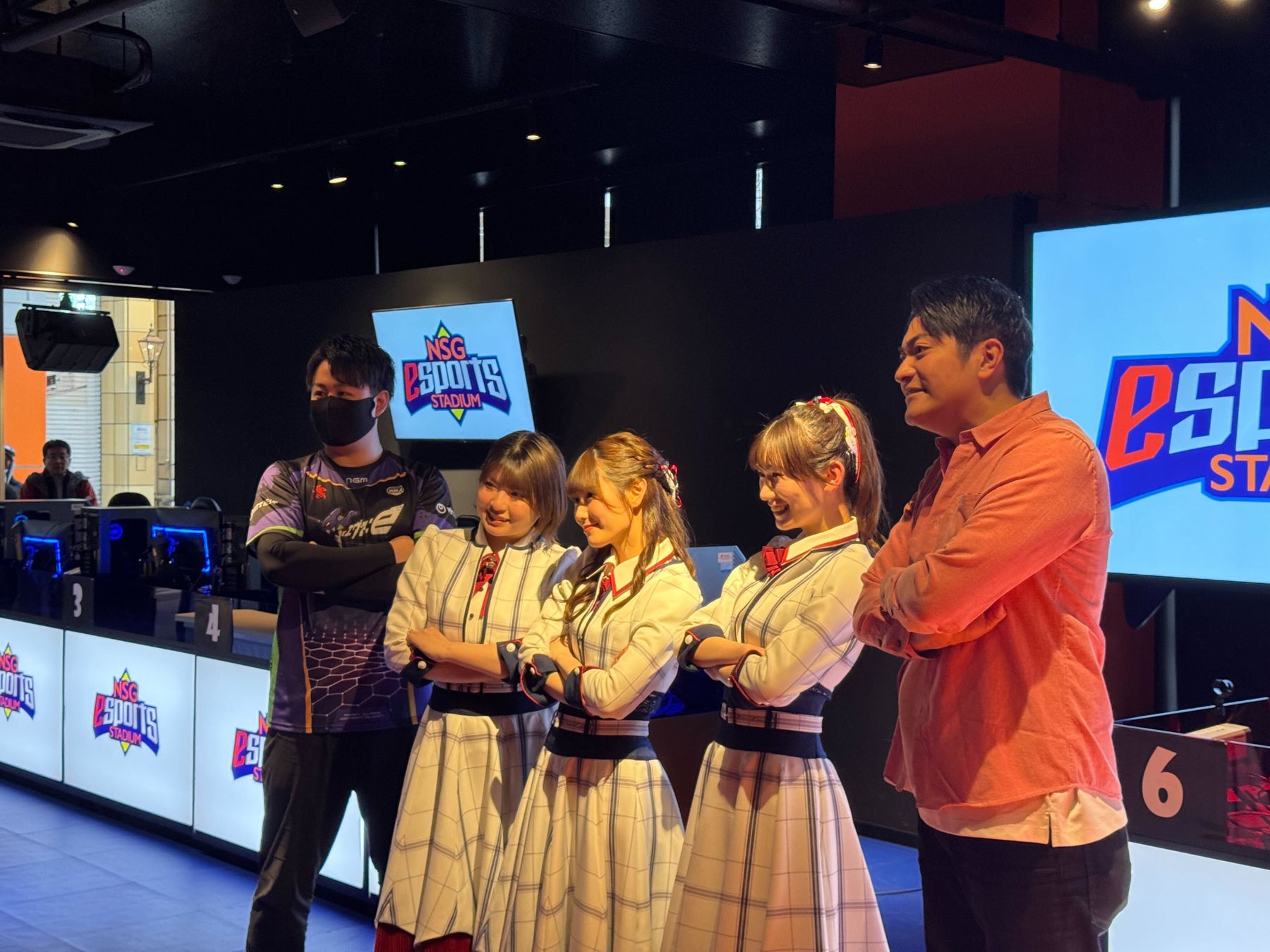 NCC新潟コンピュータ専門学校が2025年3月16日(日)に「がたふぇす Vol.15」内で開催したeスポーツイベントに登場したNGT48ゲーム部メンバー三村妃乃さん・西潟茉莉奈さん・佐藤海里さん