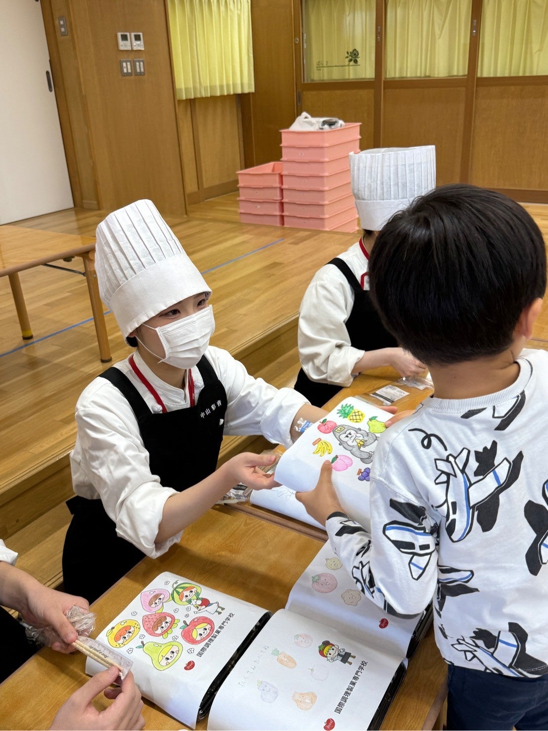国際調理製菓専門学校】開志上所こども園（新潟市）の園児にお弁当を