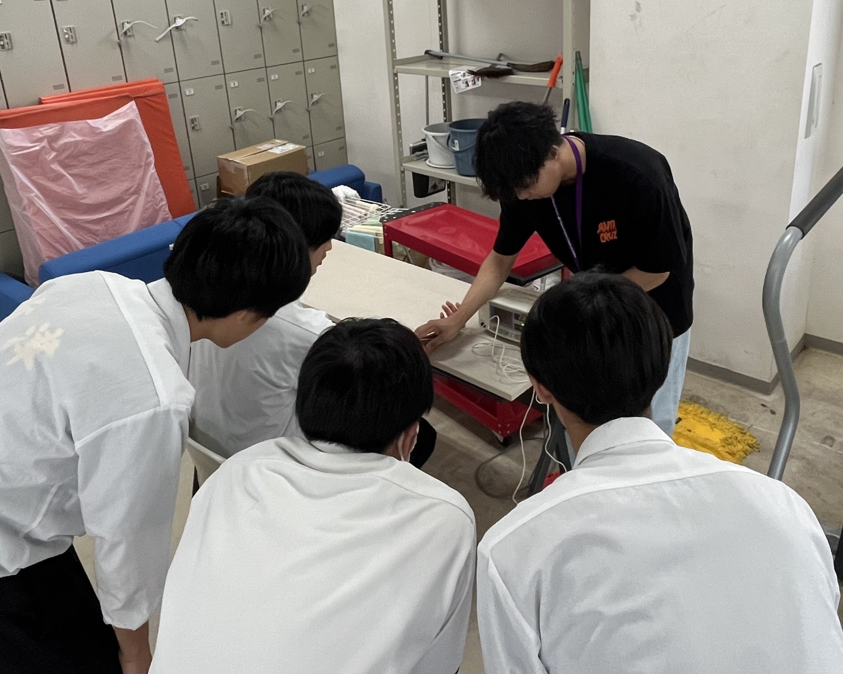 新潟医療福祉大学が高大連携協定を締結した高校を対象に行った出張職業体験の様子