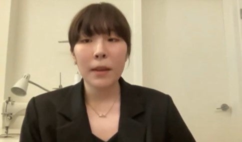 デザイナー：サクラ氏