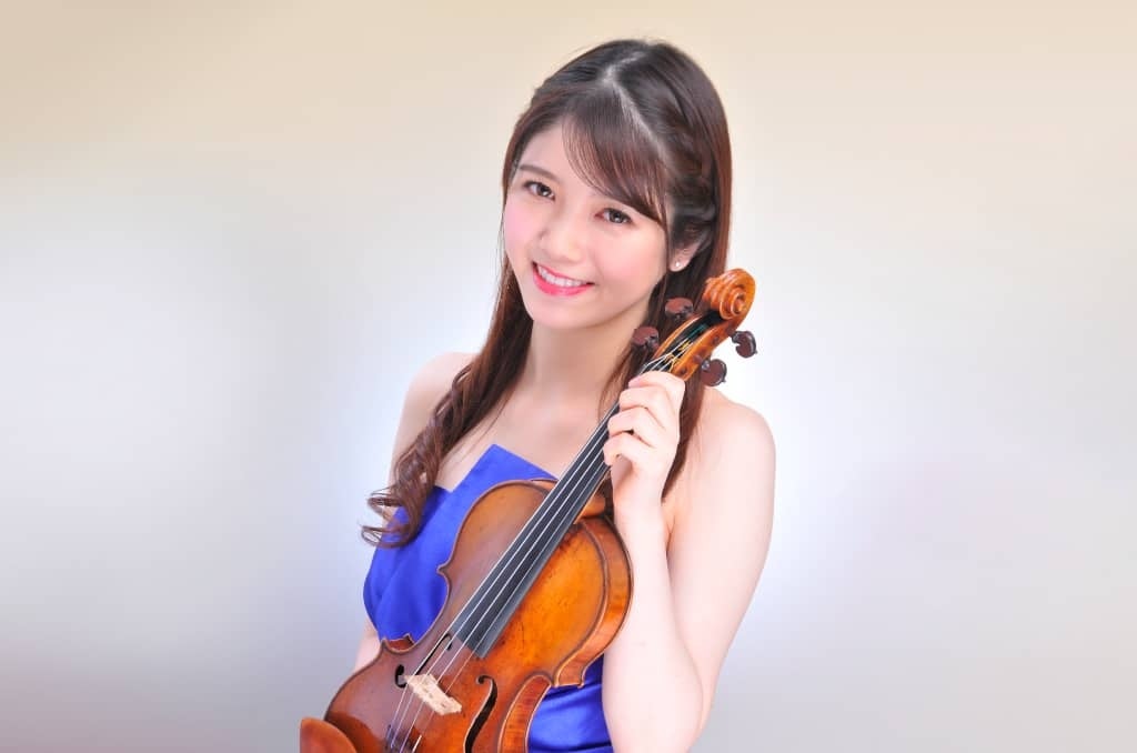 約200挺のバイオリン・ビオラ・チェロ・コントラバスが一堂に集結