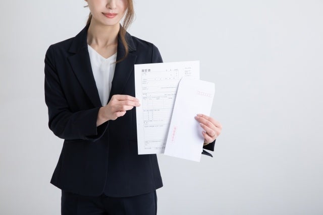 シニアや女性が安心して就活できる世の中へ