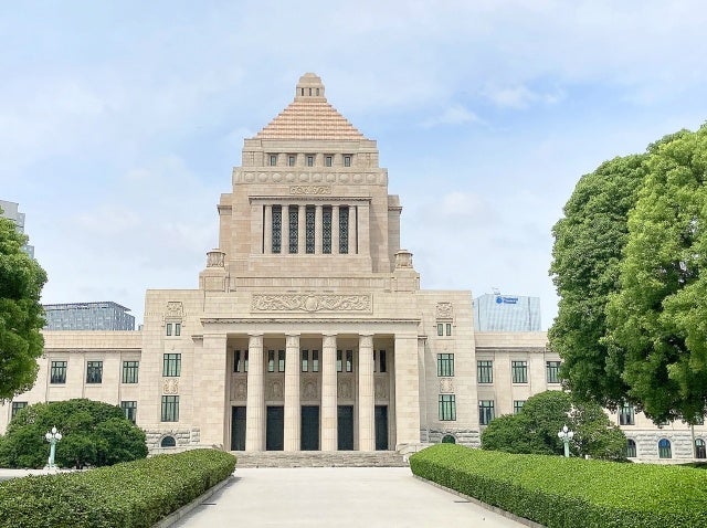 国民が長く安心して働ける社会へ