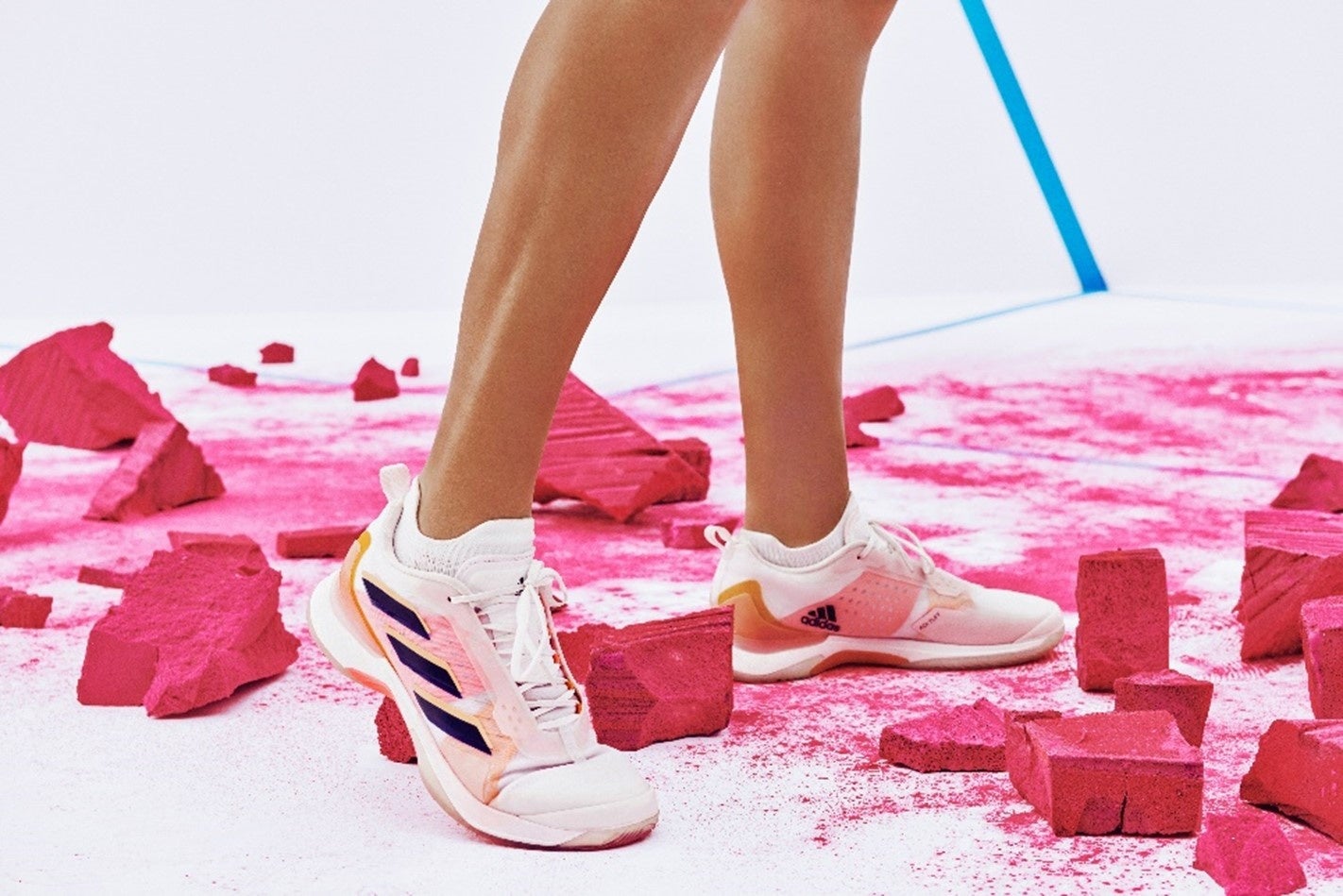 女性の足型に特化して開発されたテニスシューズ Avacourt アヴァコート 22年3月24日 木 より発売開始 アディダス ジャパン株式会社のプレスリリース 女性の足型に特化して開発されたテニスシューズ Avacourt アヴァコート 22年3月24日 木 より発売開始 アディダス ジャパン株式会社のプレスリリース