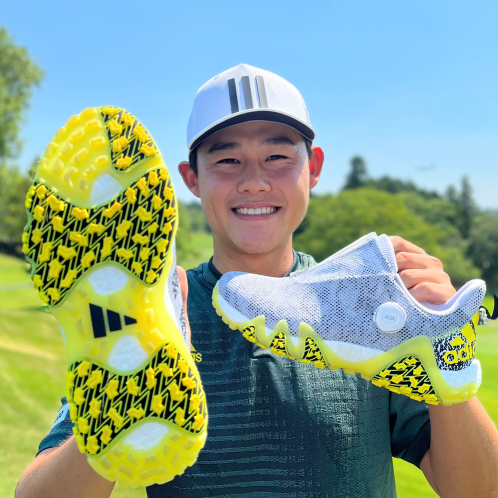 ゴルフシューズの常識を打ち破った異次元スパイクレス「コードカオス