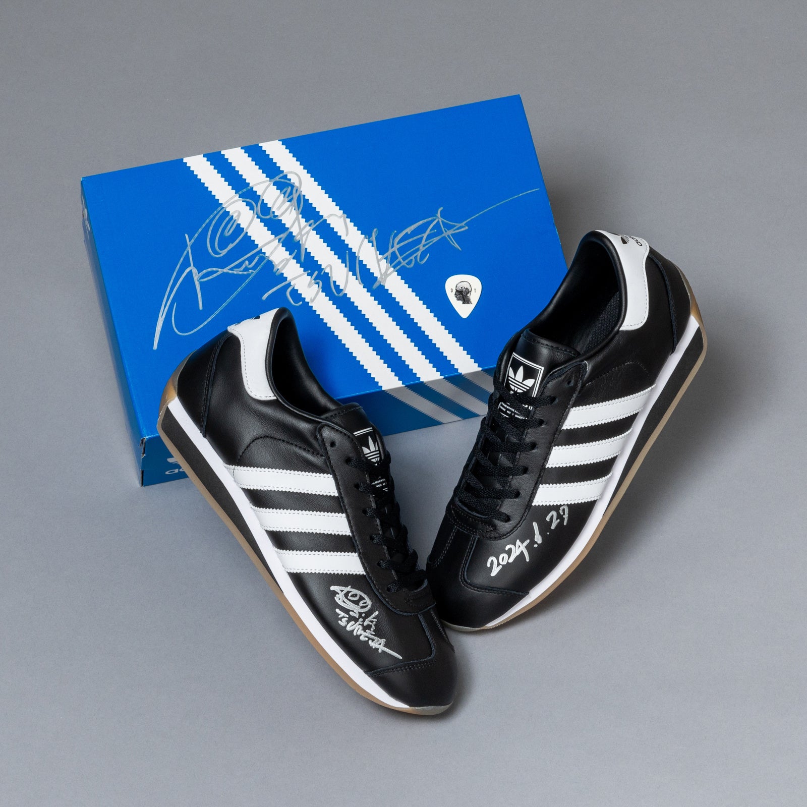 adidas Originalsの過去、現在、未来の軌跡をたたえるレトロ