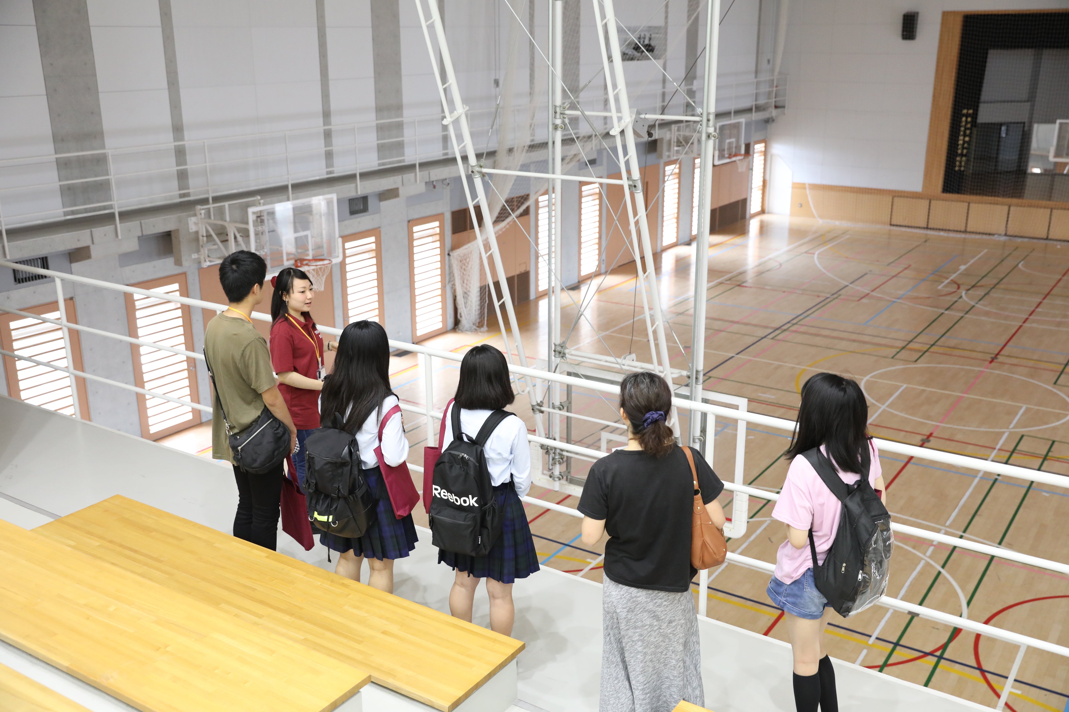 主要施設を巡る「キャンパスツアー」（イメージ）