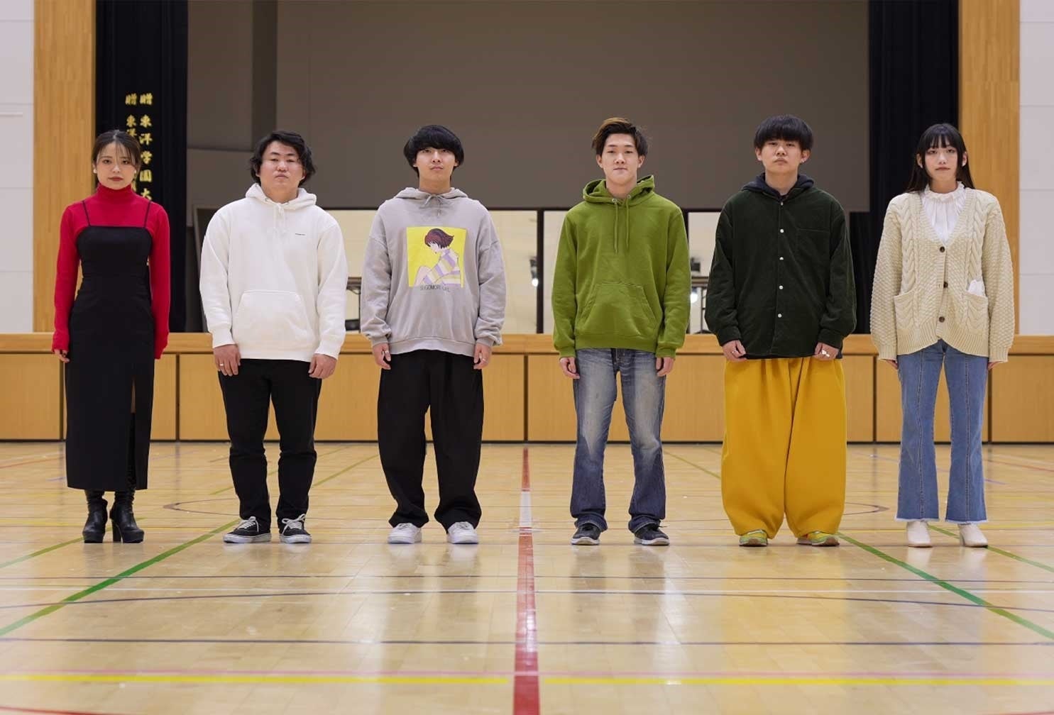 “ゴミプロ”のメンバー。左から大和さん、熊田さん、桑原さん、番さん、稲井さん、北島さん