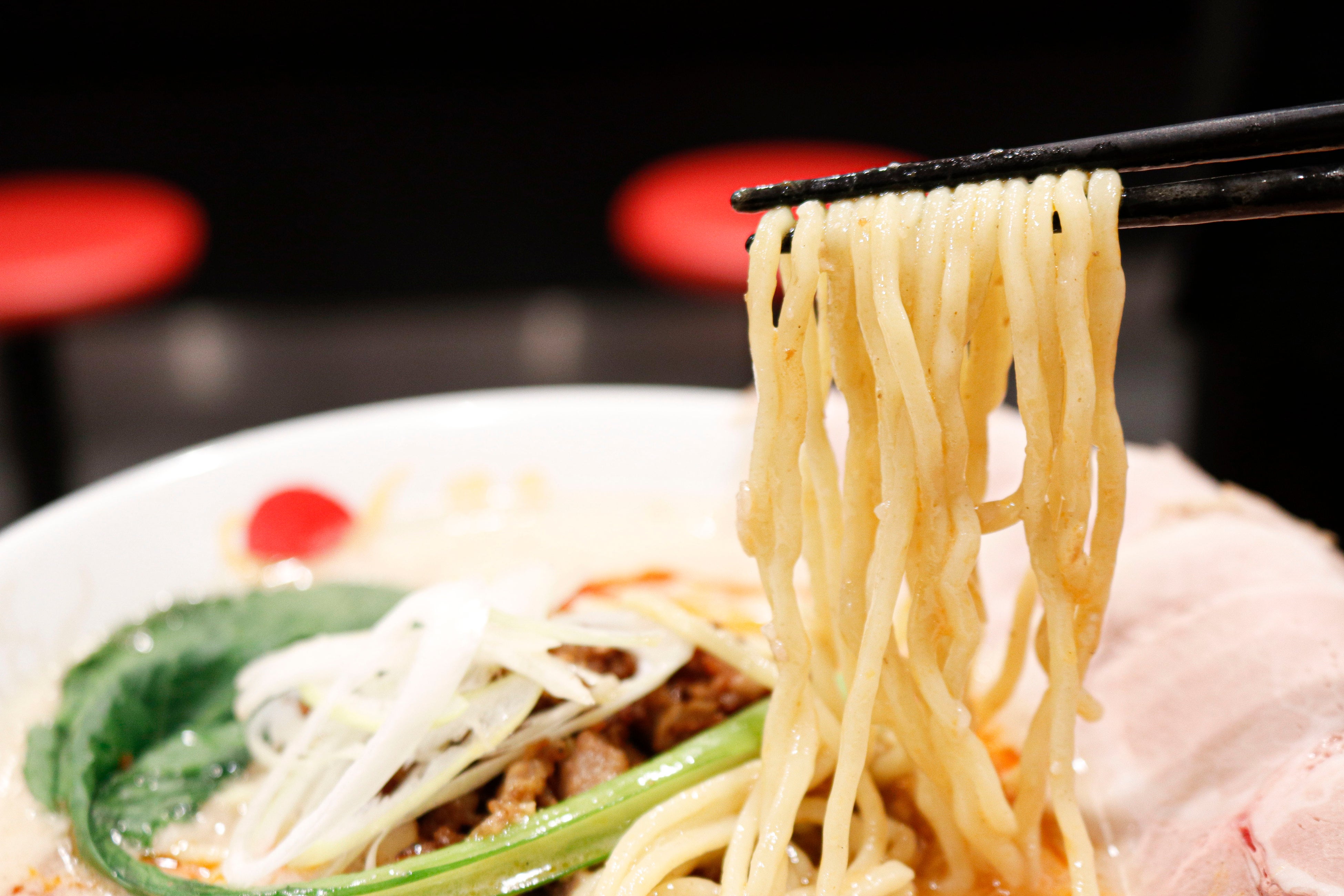 泡系魚介坦々麺_玉子ちぢれ麺