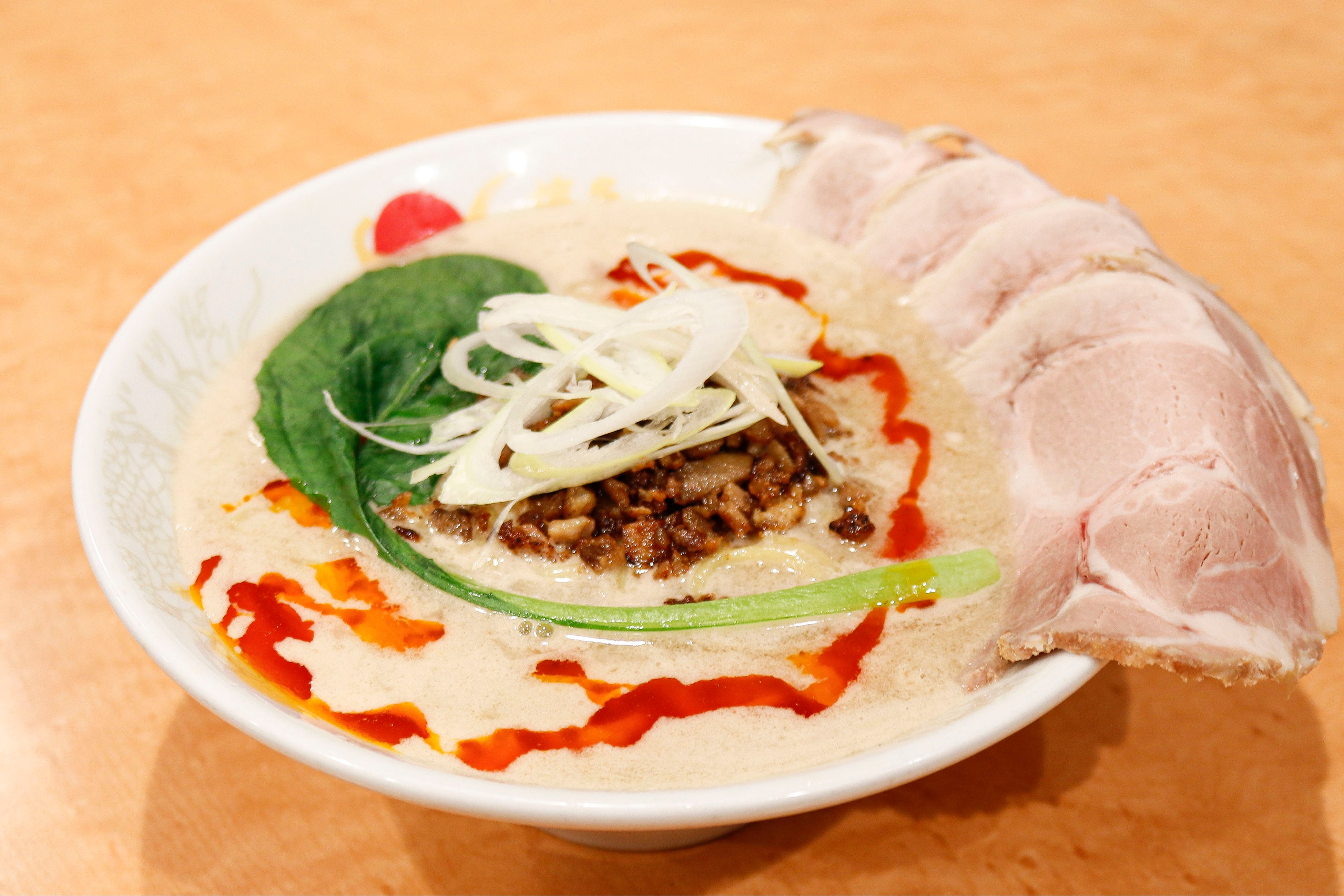 泡系魚介坦々麺