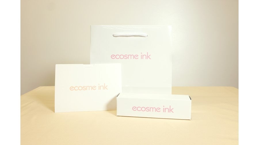 「ecosme ink®」を使用して印刷したパッケージの例 ©TOPPAN INC.