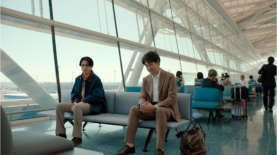 CMシリーズ最新作 『すべてを突破する。TOPPA!!!TOPPAN　手続き一括篇』 より