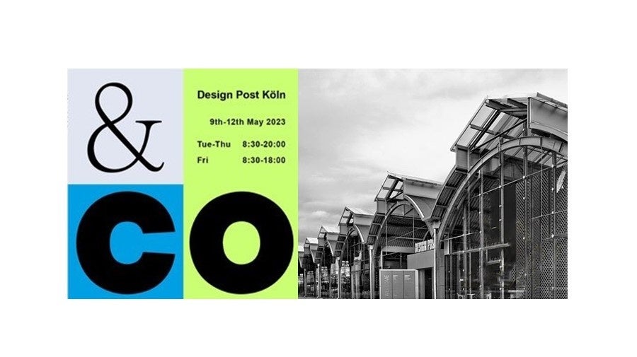 「＆CO」キービジュアルと会場写真　©&nbsp; TOPPAN INC.