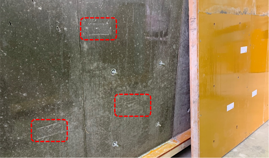 型枠取外し後のRFIDセンサー貼付箇所のコンクート表面