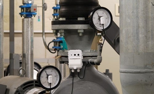 「アナログメータ監視システム」設置イメージ © ALPS ALPINE CO., LTD.