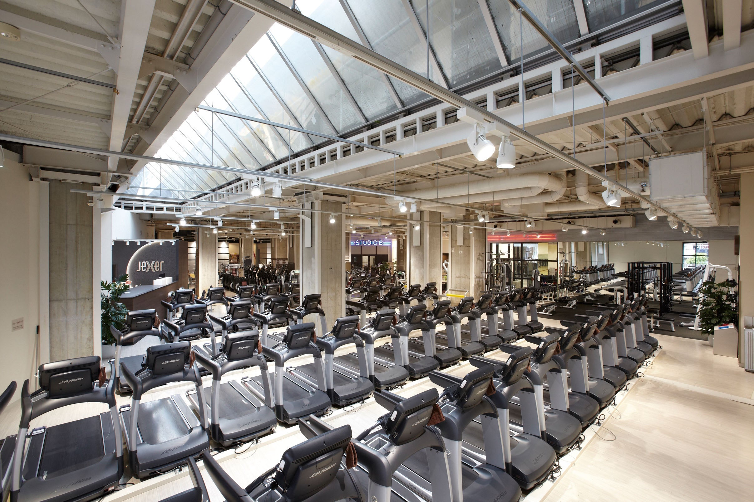 ジェクサー・フィットネス&スパ 赤羽