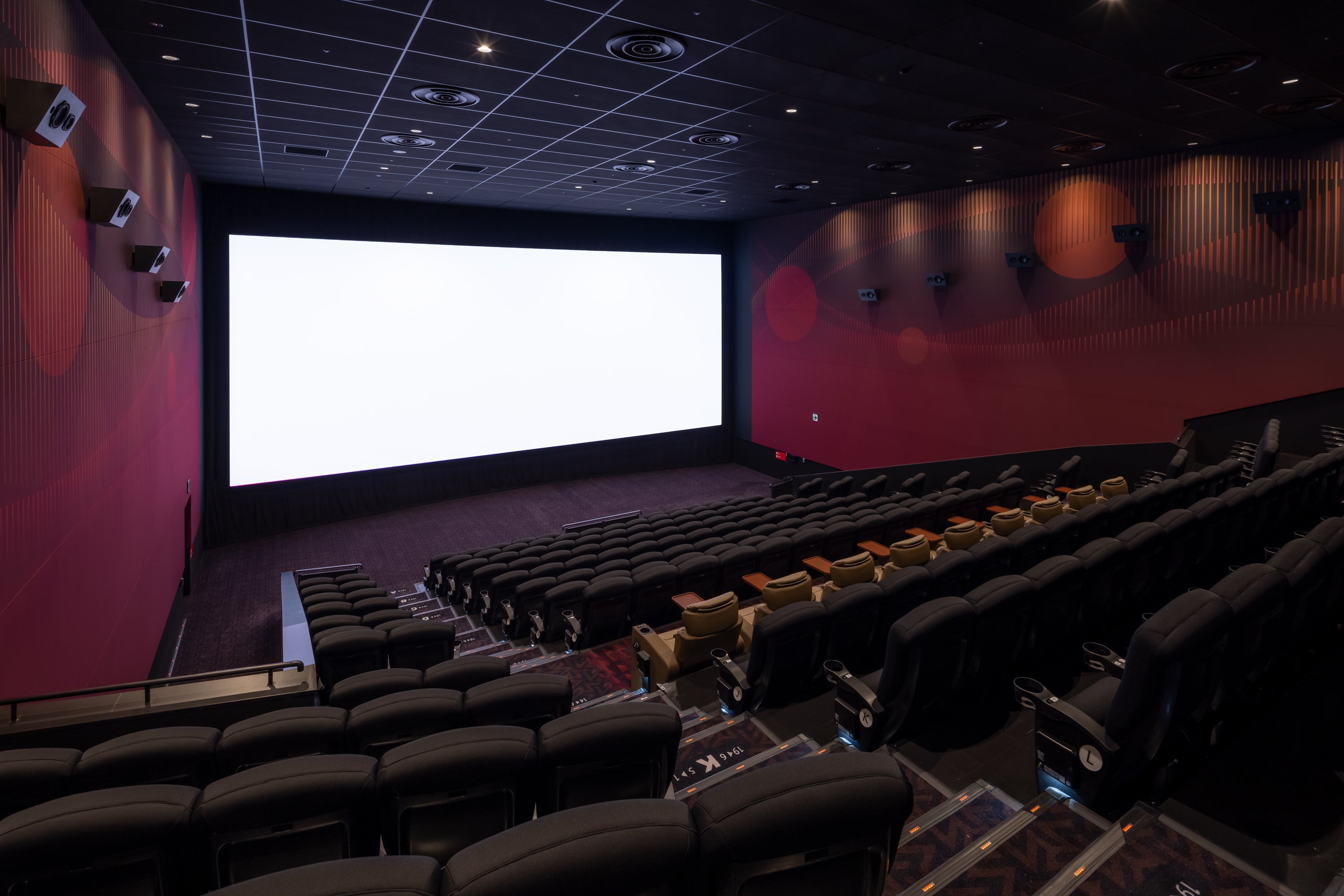 TOHOシネマズ セブンパーク天美