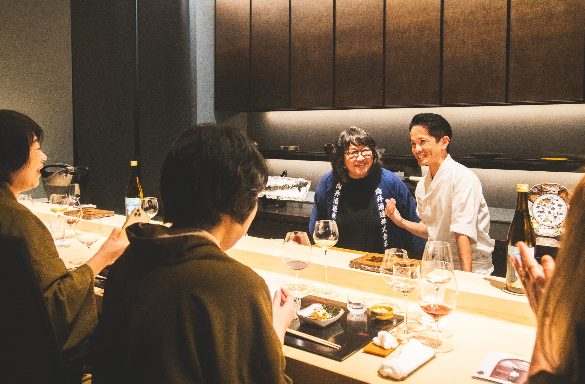 【星のや東京】海を越えたマリアージュが叶う「鮨 大手門メーカーズランチ/メーカーズディナー」を開催しました。「夕食付き宿泊プラン」の販売も決定!イベント特別献立とペアリングは11月末までの提供