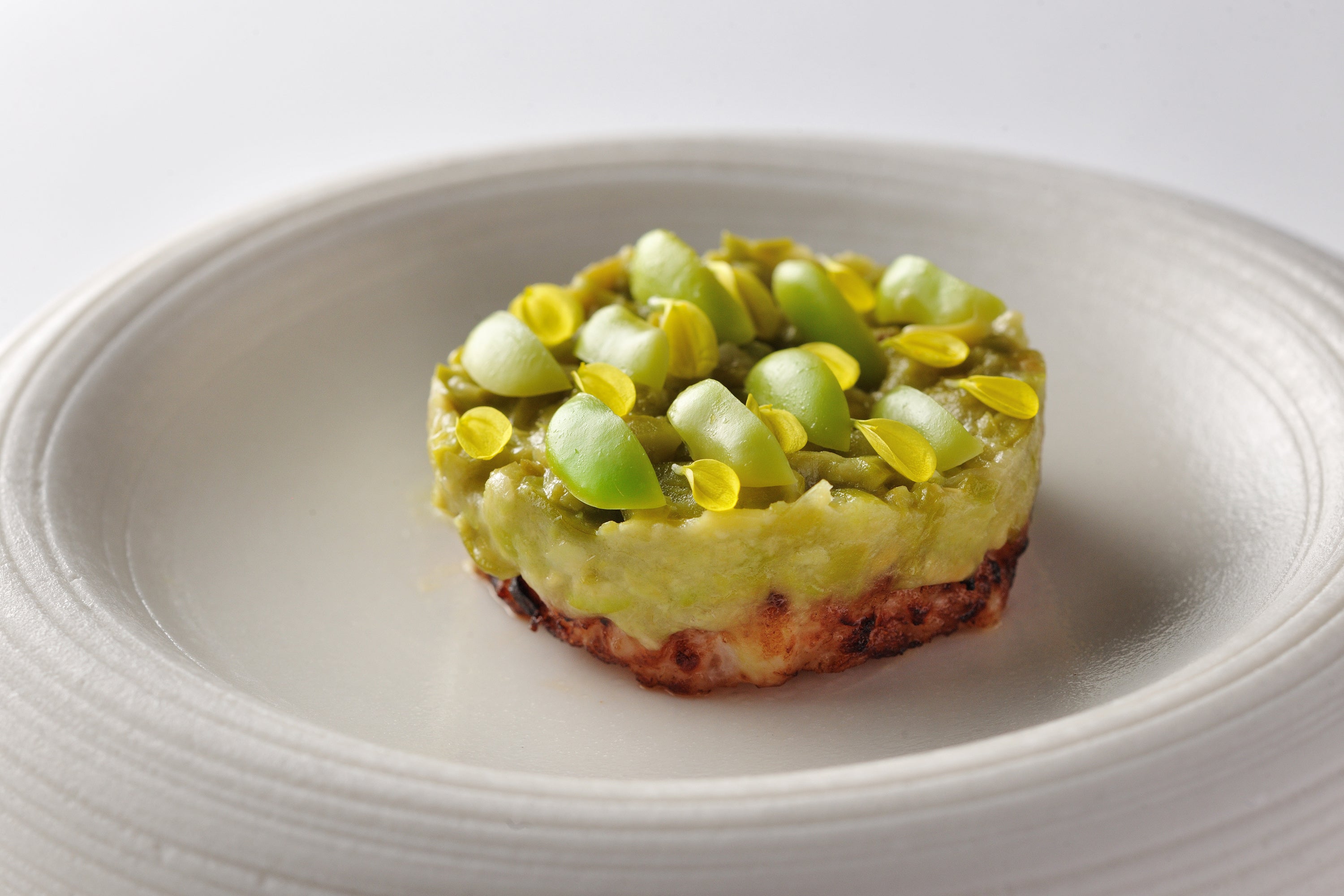 小前菜「枝豆　イガメンチ」