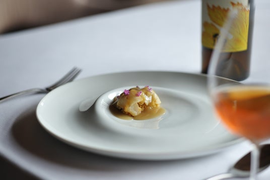 【奥入瀬渓流ホテル】渓流の瀬音とともに青森の春を味わう。フレンチレストラン「Sonore」が春限定の特別メニューを提供 【奥入瀬渓流ホテル】渓流の瀬音とともに青森の春を味わう。フレンチレストラン「Sonore」が春限定の特別メニューを提供