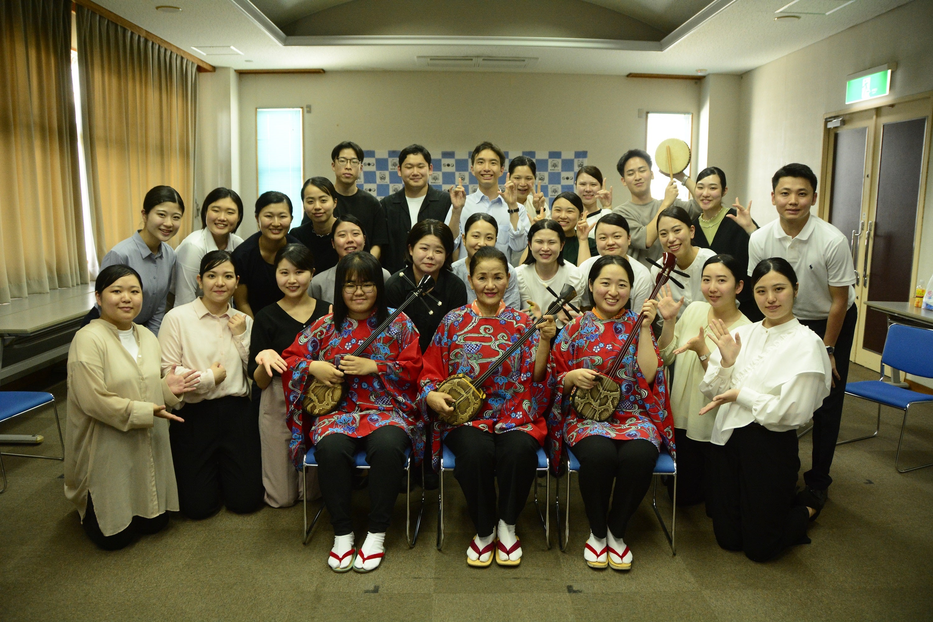 沖縄県：三線演奏
