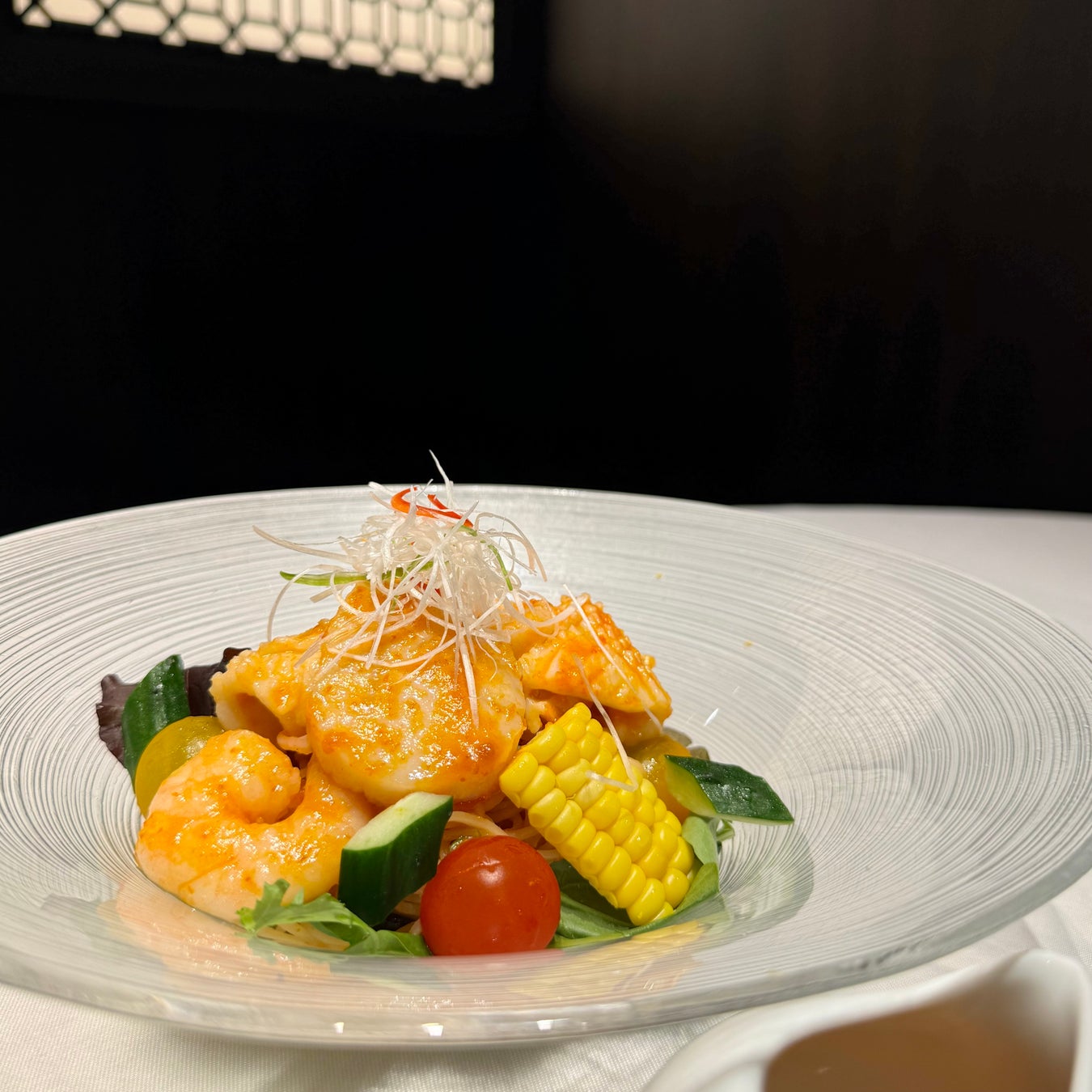 赤坂璃宮 銀座店「海鮮トマト冷麺 (糖度20度OSMICトマト使用)」