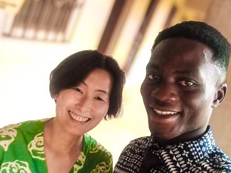 ACE副代表・共同創業者 白木朋子（左）ゴッドフレッドさん（右）