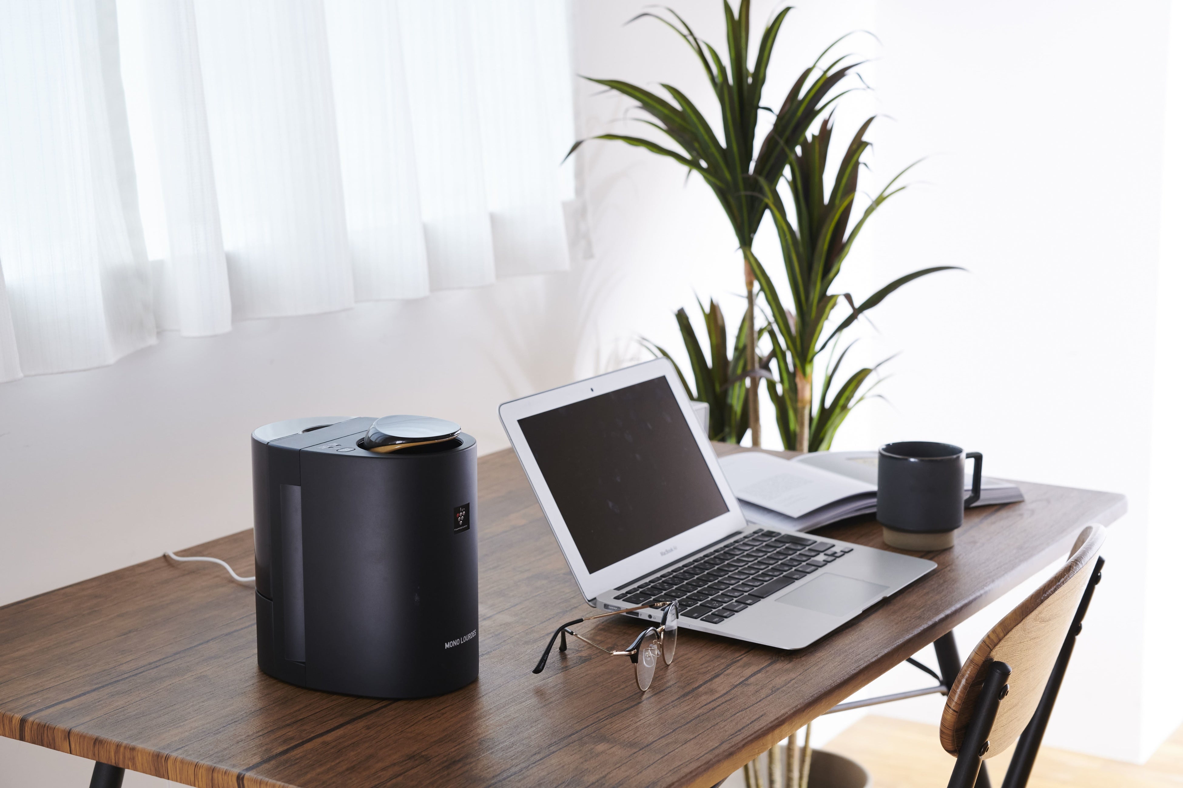 モノルルドからシャープ プラズマクラスター搭載の美容機器