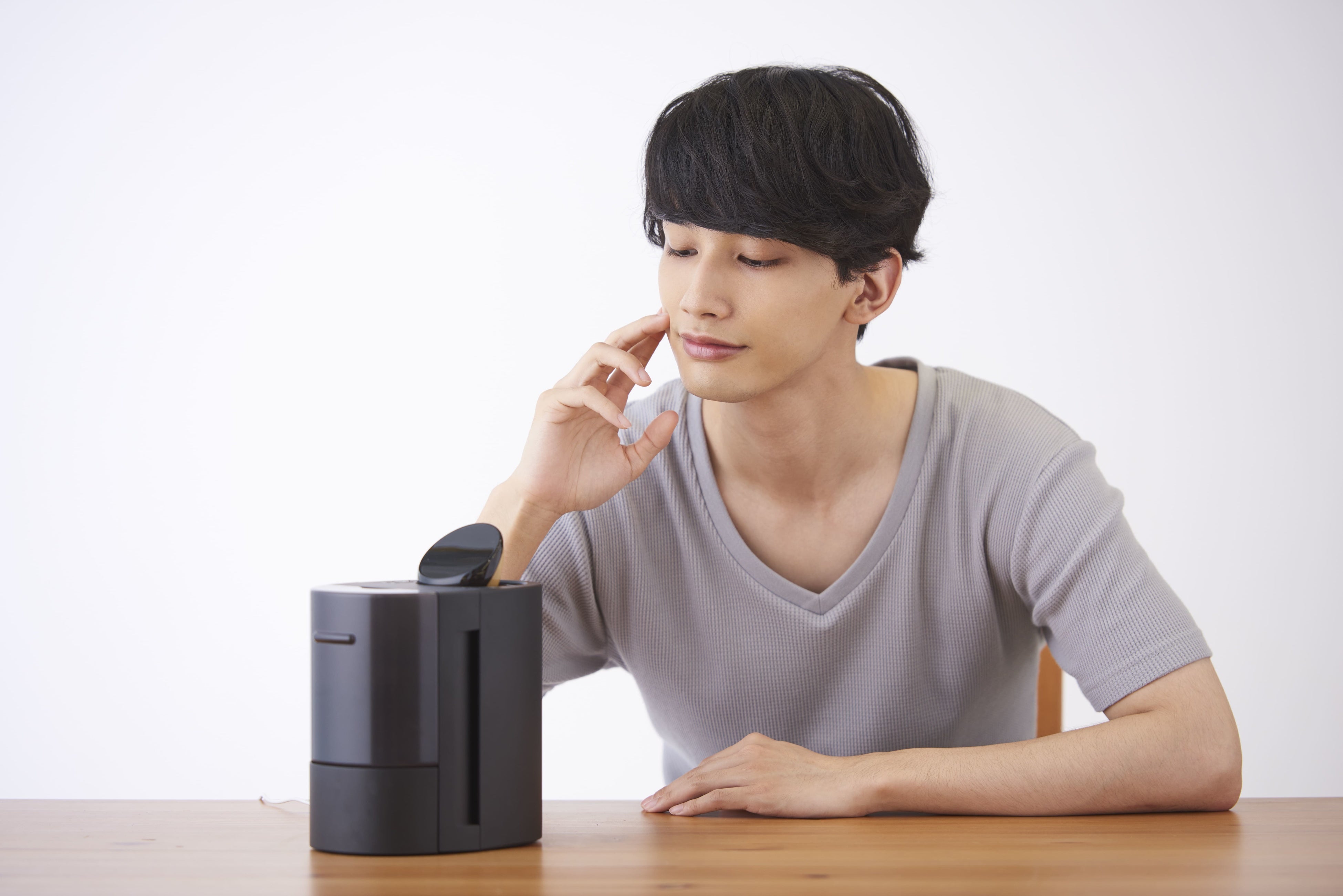 値下げ交渉OK！【新品】MONO LOURDES プラズマクラスターモイスチャー Amazon | アテックス 保湿 美容器 プラズマクラスター