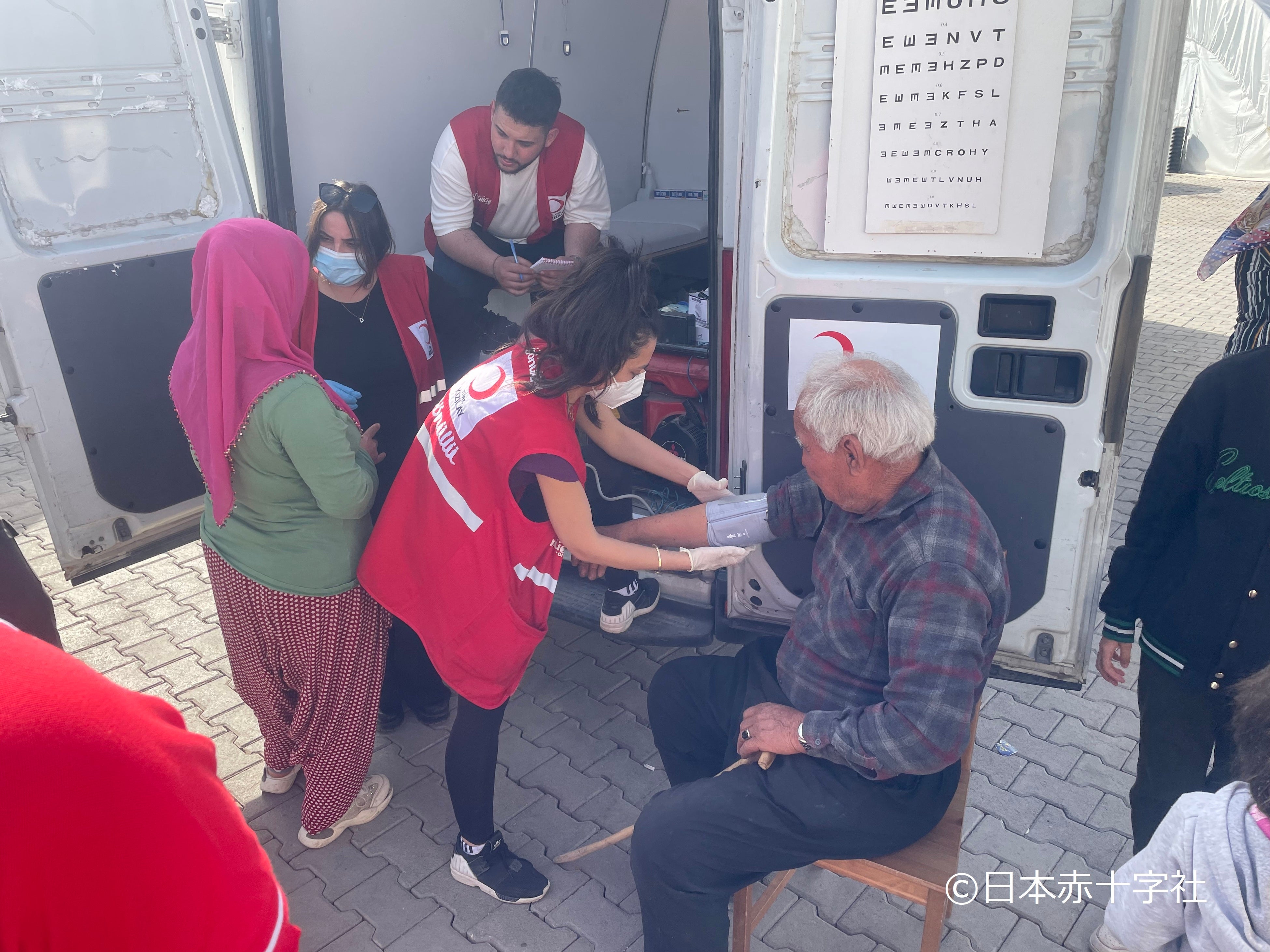 トルコ赤新月社が実施する巡回診療サービス