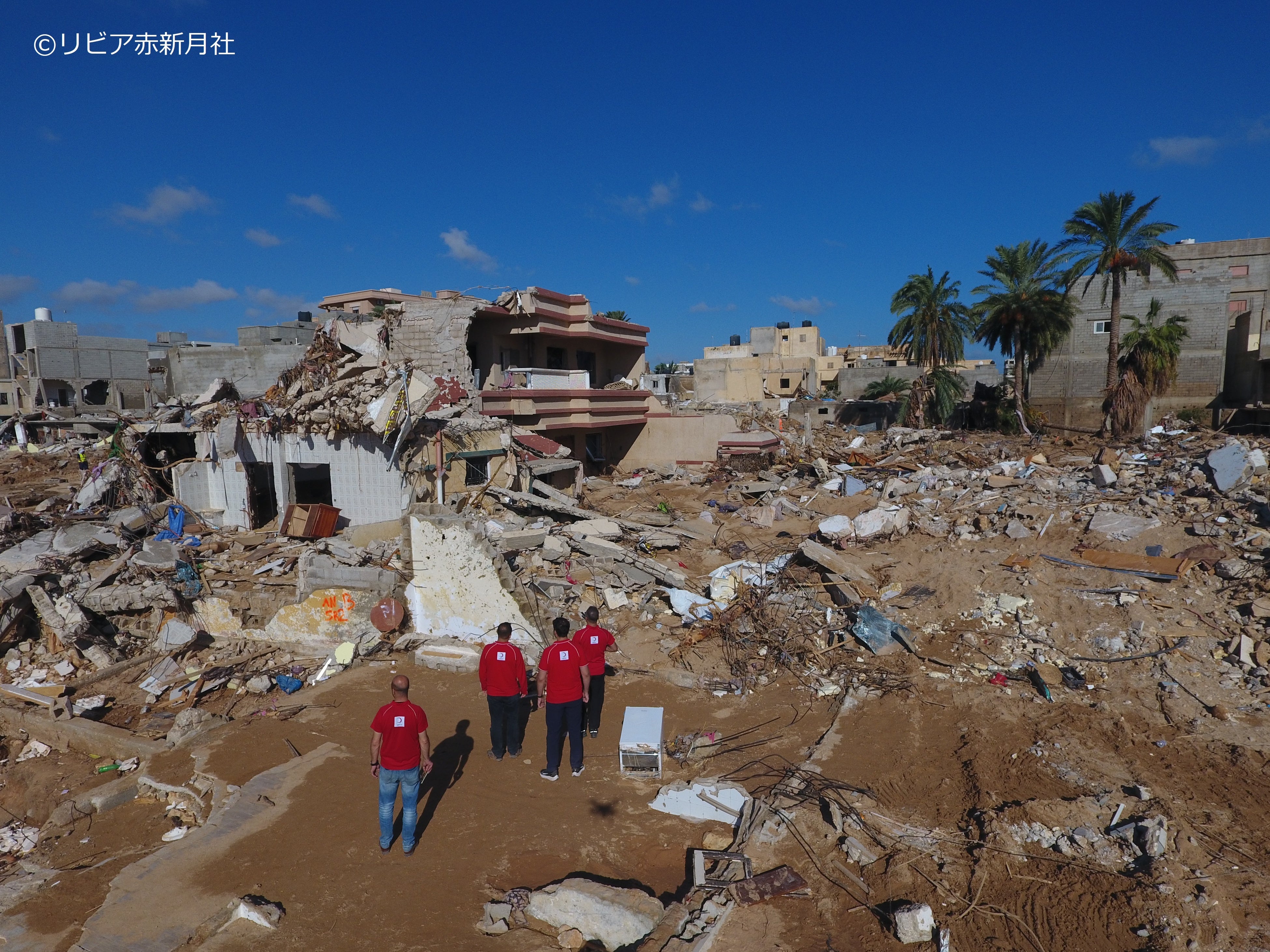 ３メートルを超える洪水が被災地を壊滅状態へ