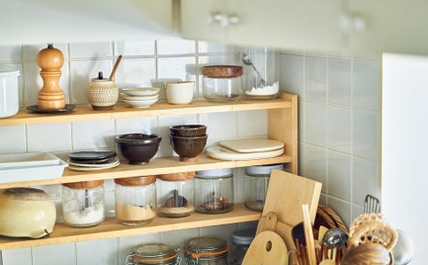 人気Vloggerが綴る毎日を快適に過ごすヒント『hibi hibi モノを手放して暮らしを整えたら、こころも身体も楽になった』発売(11/26) 人気Vloggerが綴る毎日を快適に過ごすヒント『hibi hibi モノを手放して暮らしを整えたら、こころも身体も楽になった』発売(11/26)