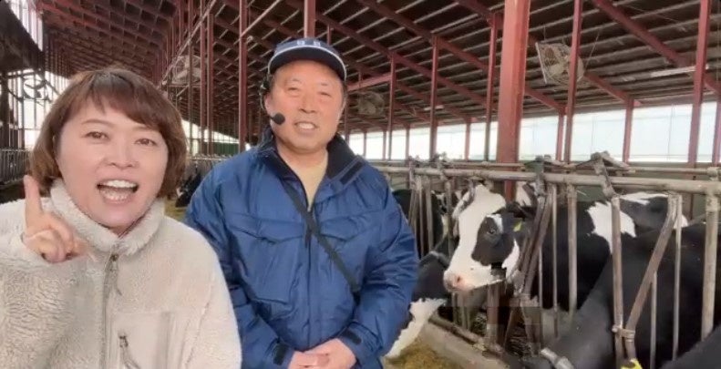 牧場主の山岸さんと娘の愛さん