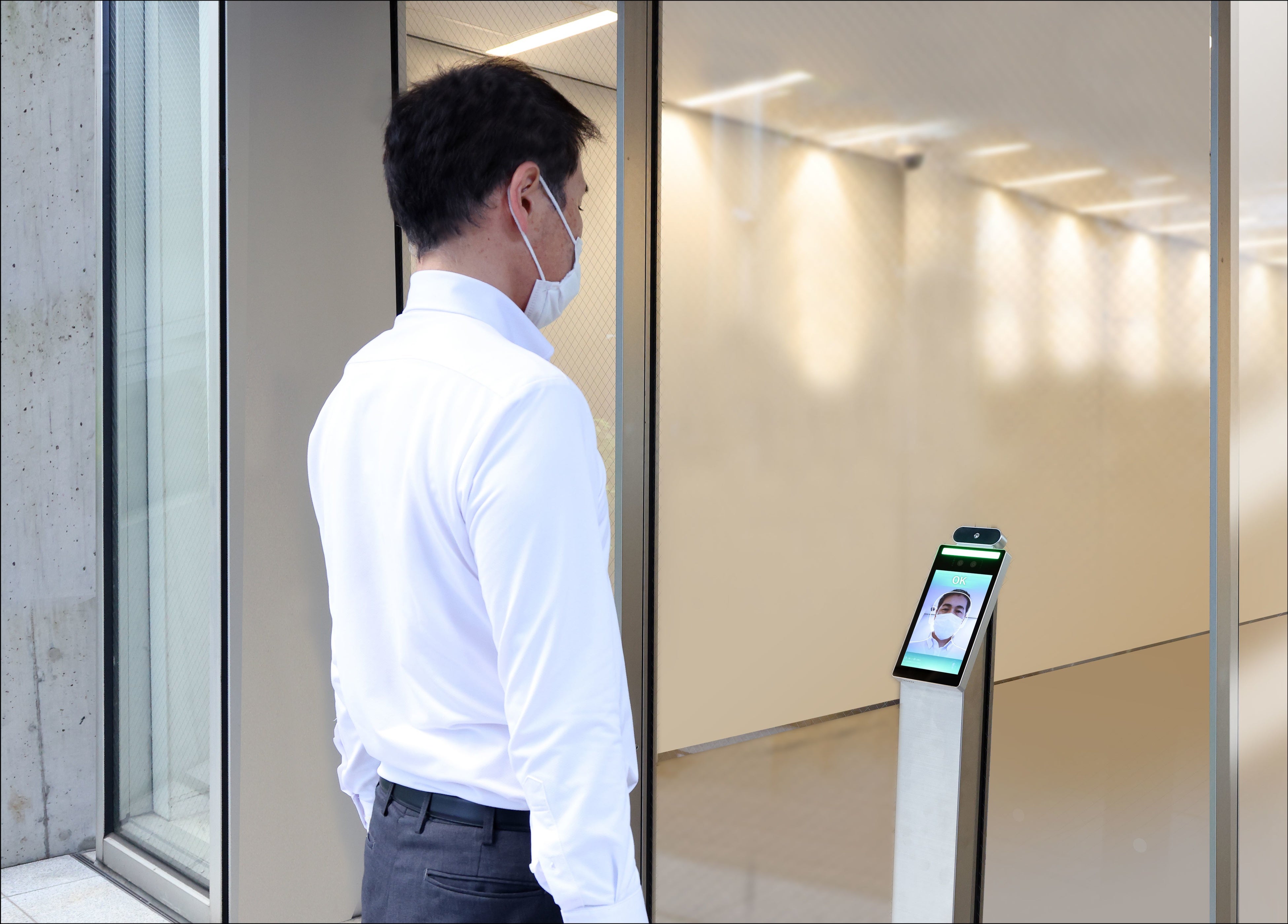 【顔認証マスク対応ソフトウェアの活用イメージ】