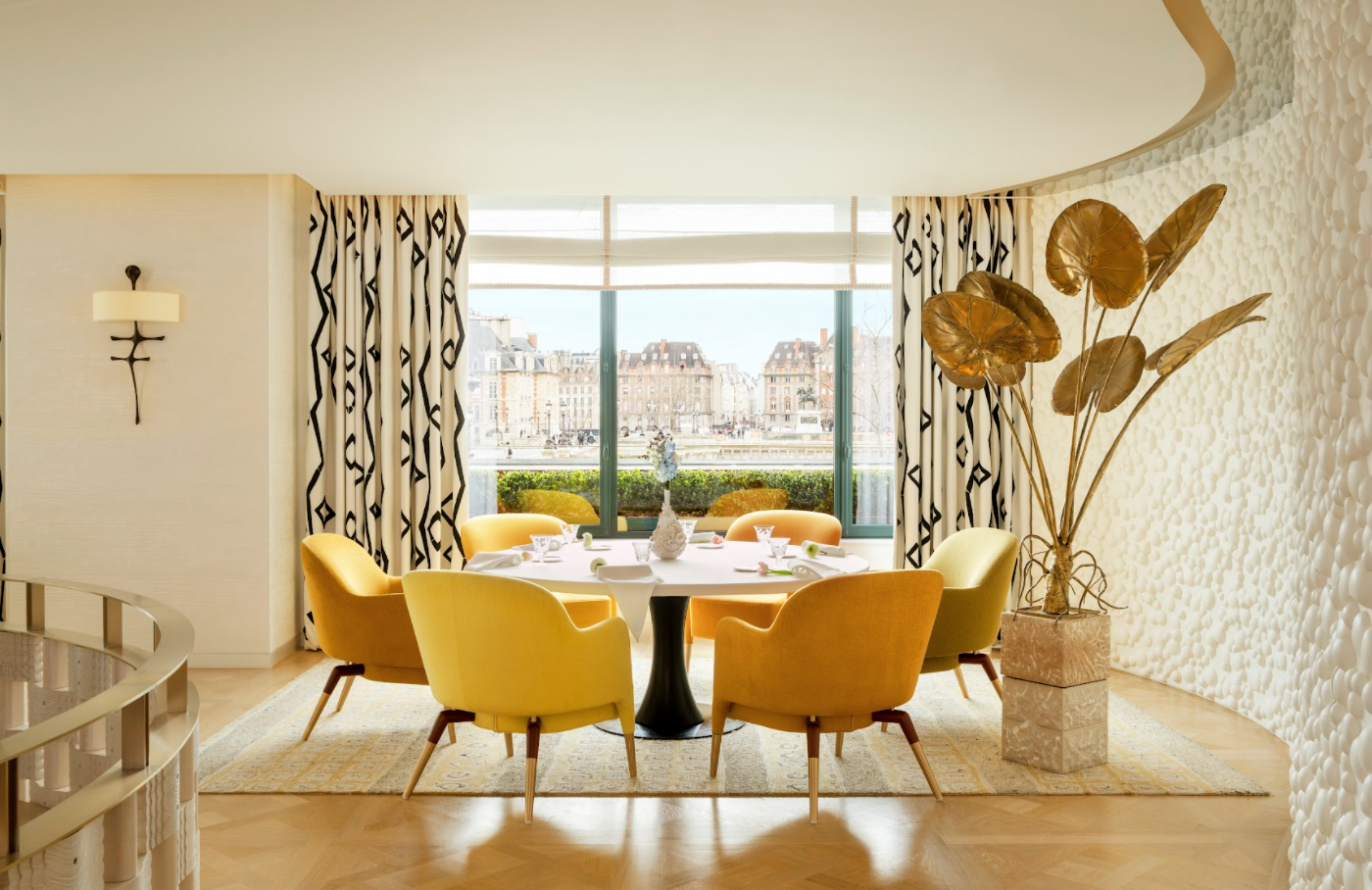 シュヴァル・ブラン パリのレストラン「プレニチュード」