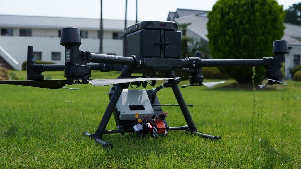 DJI社 Matrice 300 RTKをベース機体とした「災害対応アナウンサードローン」②